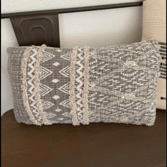 Home Goods Boho pillow - Picture 2 of 4